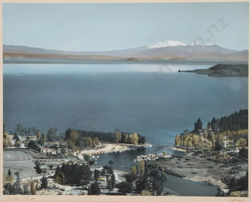 Whites Aviation - Lake Taupo Image 1++