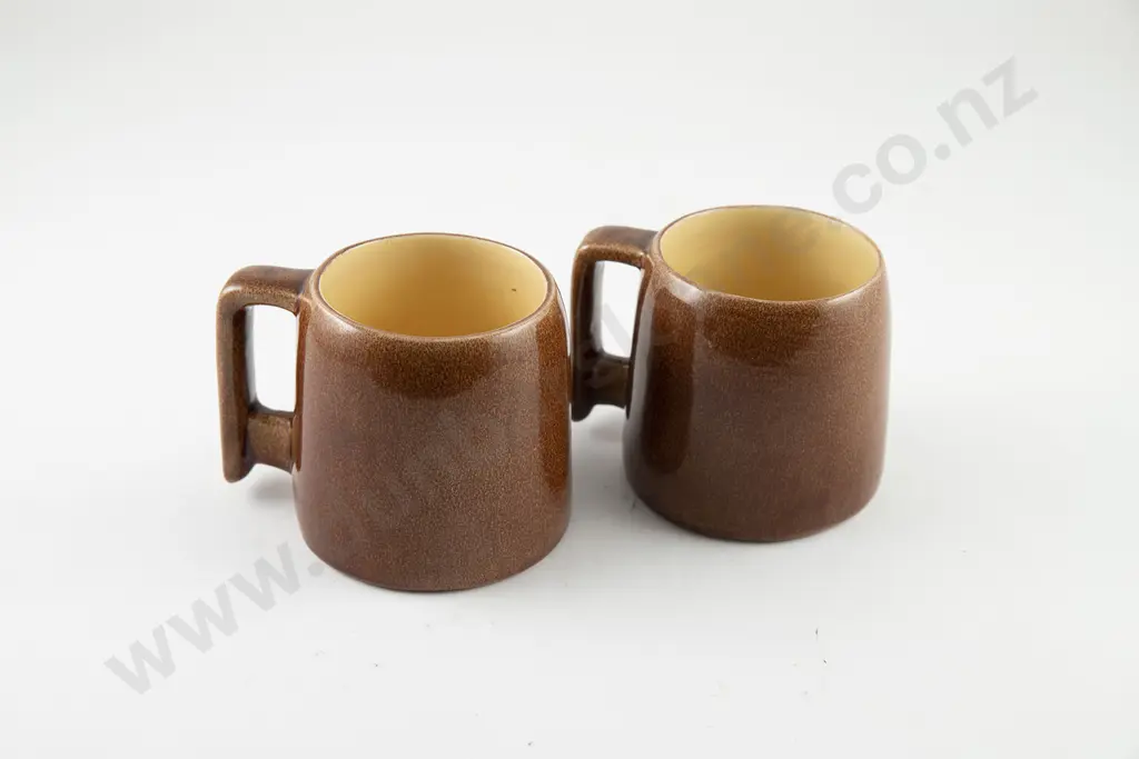 OC Stephens Pair Mugs Image 1++