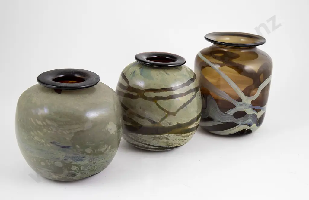 Three Tony Kuepfer Glass Vases Image 1++