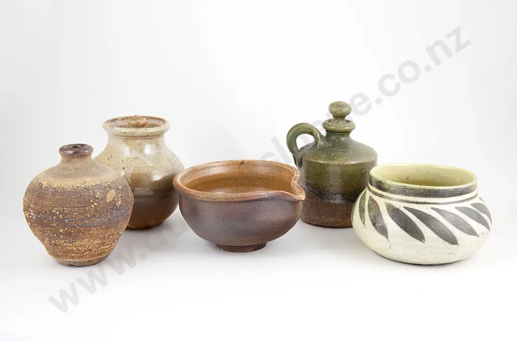 NZ Pottery Flask Image 1++
