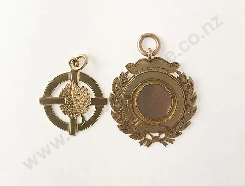 9ct and 15ct Engraved Medallions Image 1++