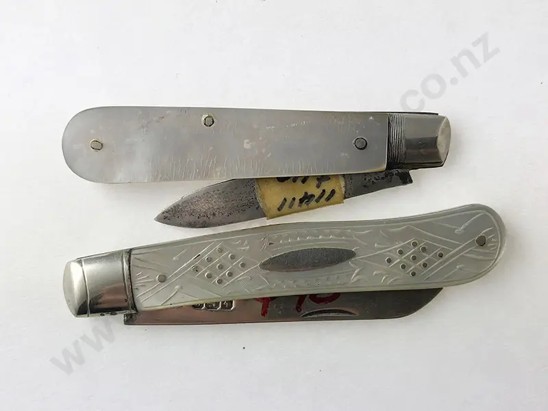 Two S/S and MoP Pocket Knives Image 1++