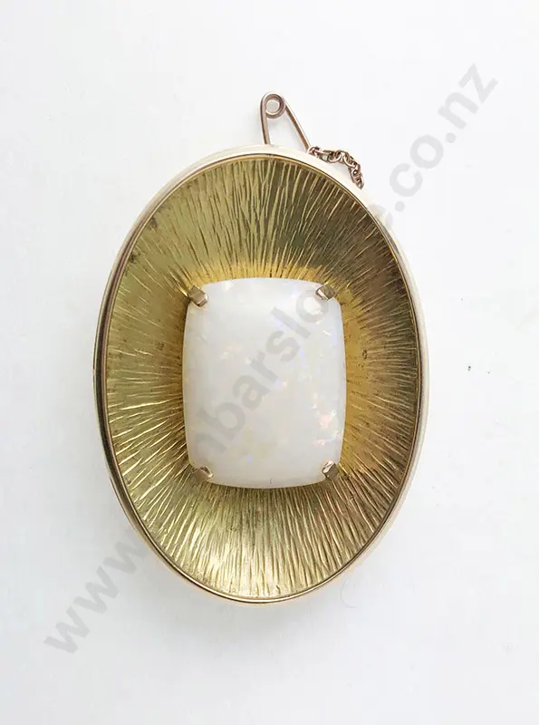 18ct Single Milk Opal Brooch Pendant Image 1++
