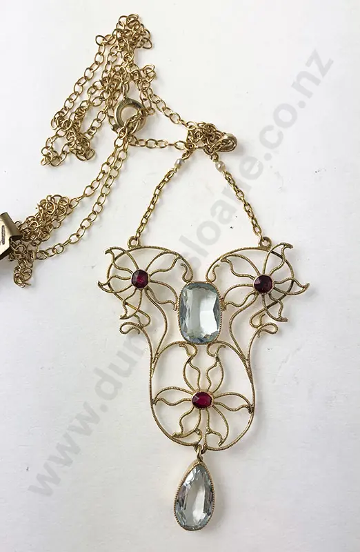 9ct Art Nouveau Pendant Image 1++