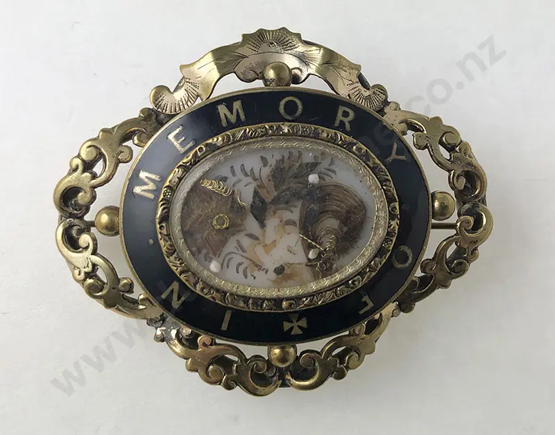 Large Victorian Gold Plated Mourning Brooch Image 1++
