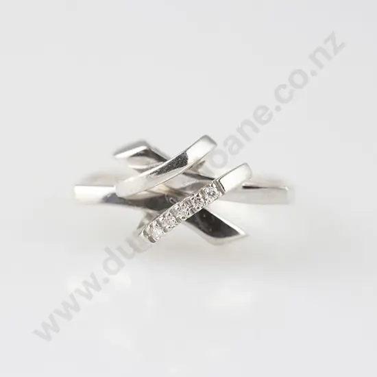 18ct White Gold Modern Design Five Stone Diamond Ring