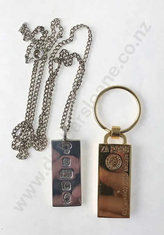 S/S Bar Pendant on Chain and Gold Plated Bar Key Ring Image 1++
