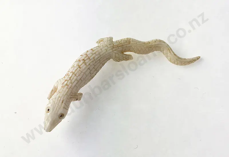 Bone Carved Lizard Brooch Image 1++