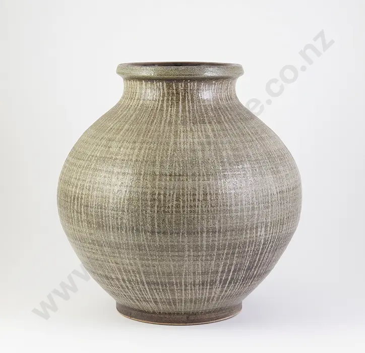 Mirek Smisek large baluster mantle vase Image 1++