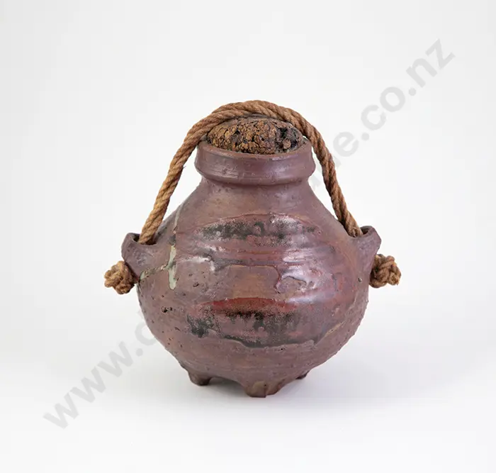 Patricia Perrin Onion Pot with original cork stopper and rope handle Image 1++
