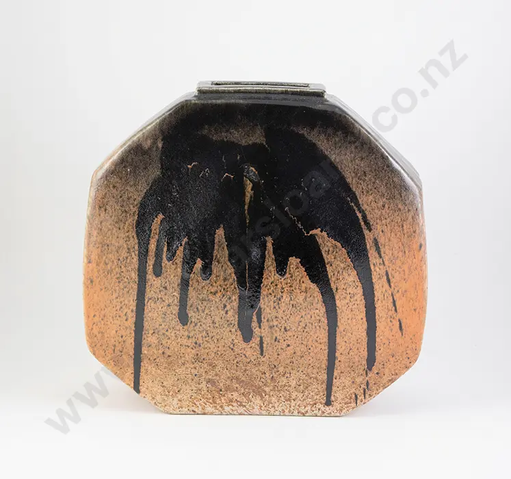 Doreen Blumhardt Hexagonal Slab Form Vase Image 1++
