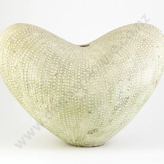 Raewyn Atkinson Heart Kina Vessel