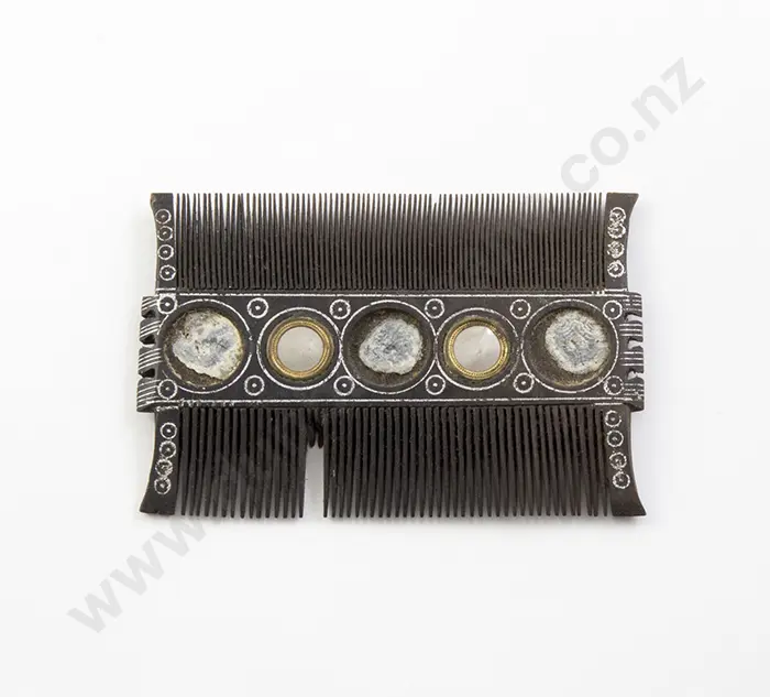 Vintage Hair Comb Image 1++
