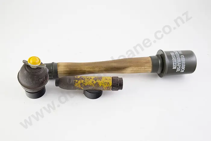 German Model 30 HE Rifle Grenade plus Image 1++