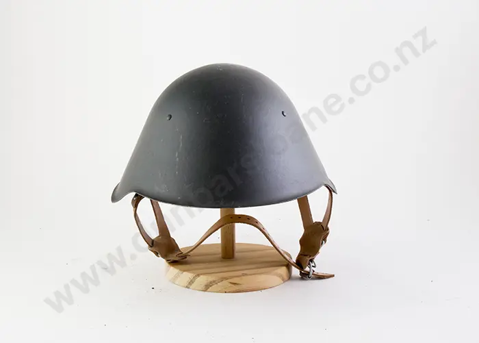 East German C1956 M56 Helmet Image 1++