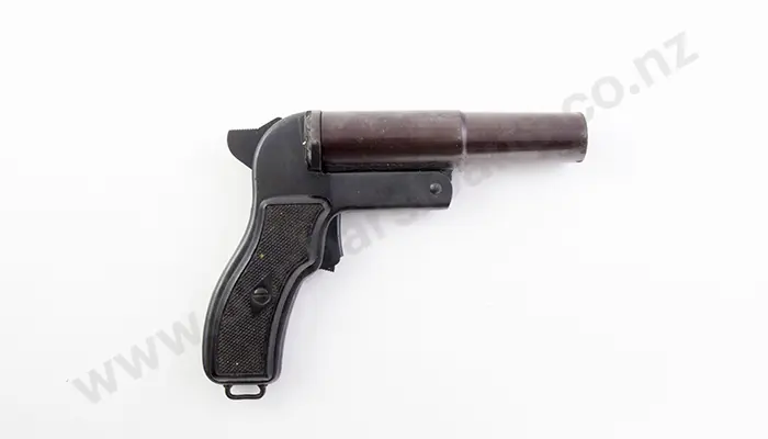 Russian Flare Pistol 1980 Image 1++