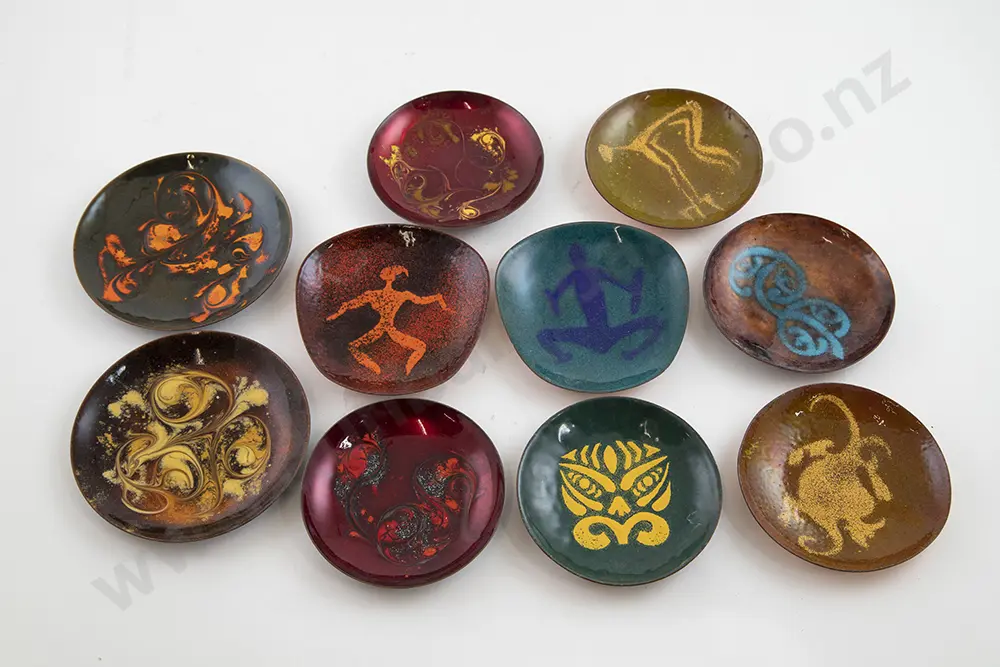 NZ Enamel on Copper Dishes (10) Image 1++