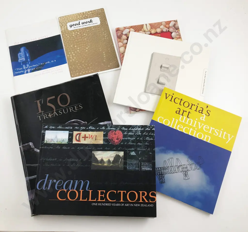 Seven NZ Art Books & Booklets Image 1++