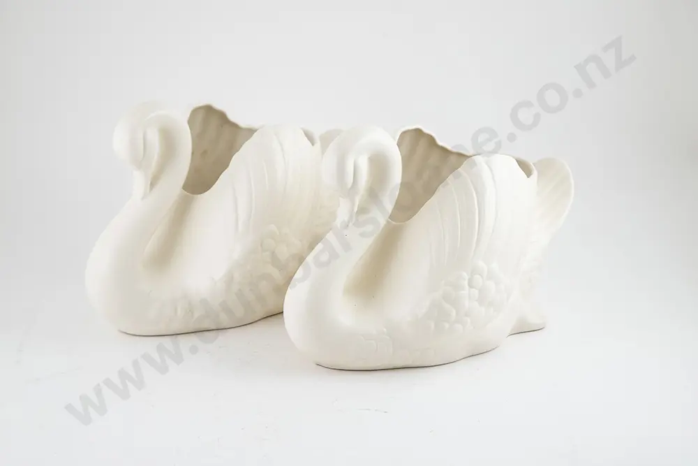 Two Large Crown Lynn Swan Vases Image 1++
