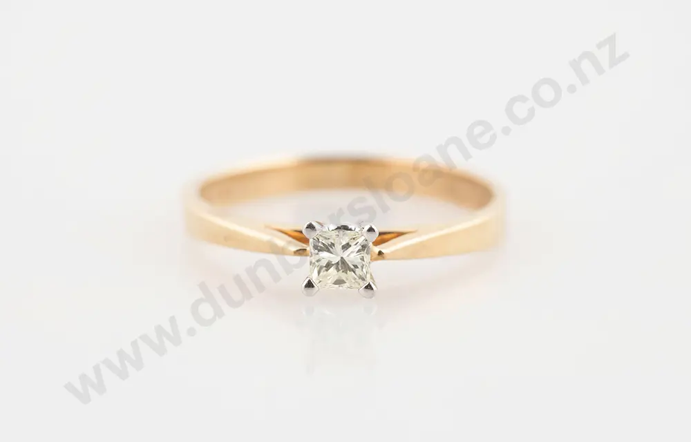 14ct Diamond Solitaire Ring Image 1++