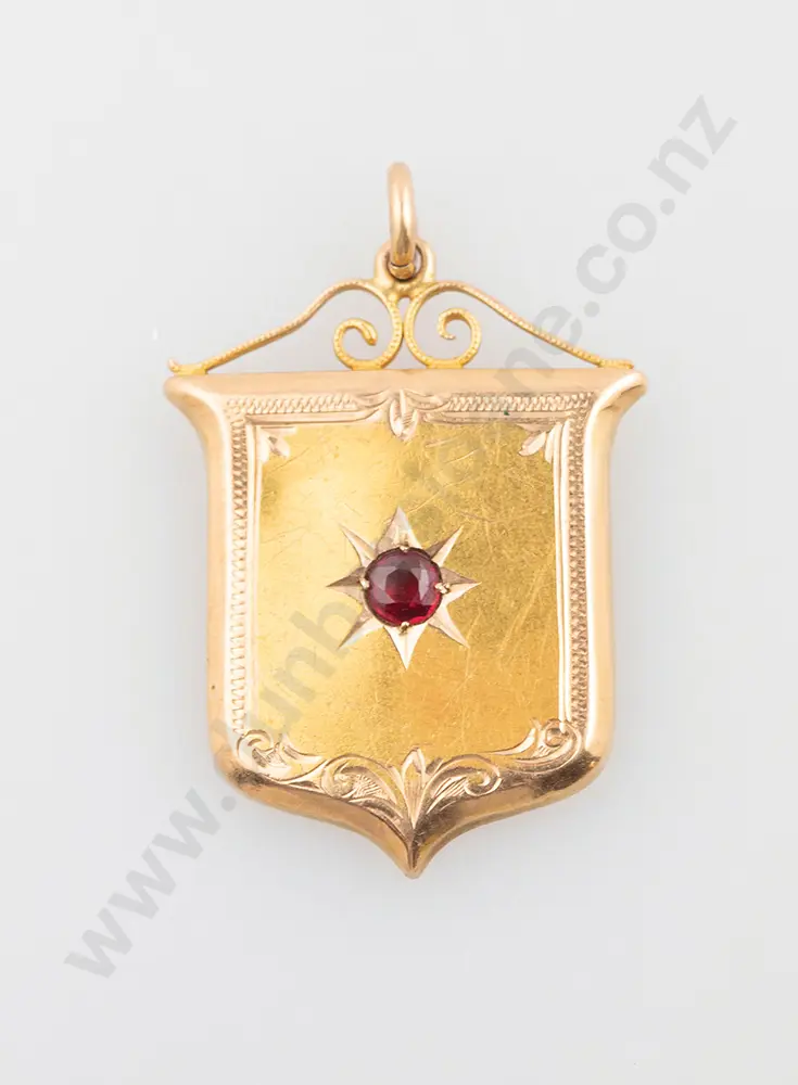 Vict 15ct Shield Fob Image 1++