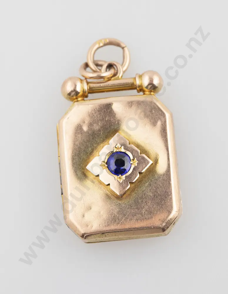 Vict 9ct Shield Fob Locket Image 1++