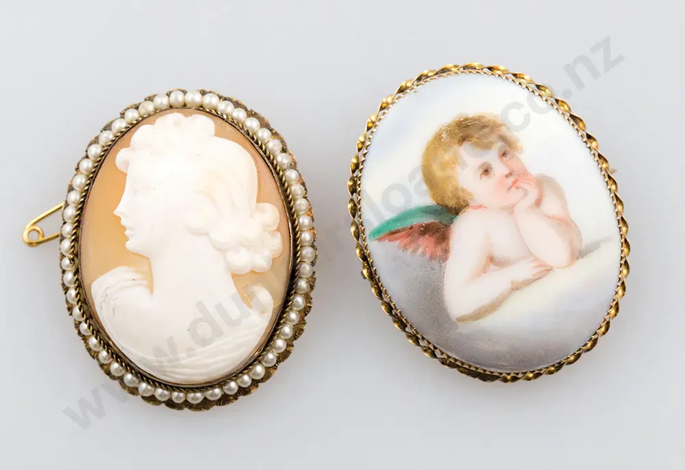 9ct Framed Tile Brooch & Plated Cameo Brooch Image 1++
