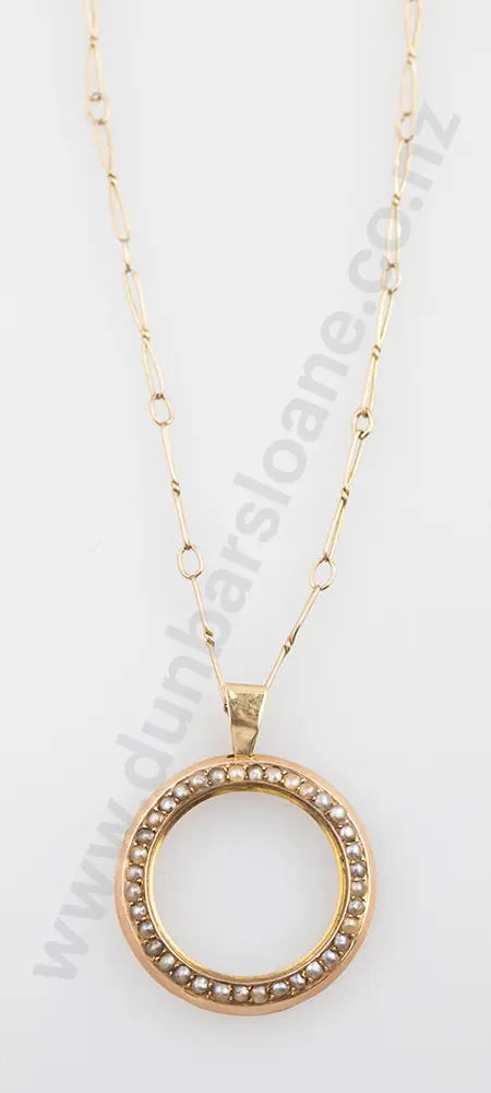 9ct Circle Pendant Image 1++