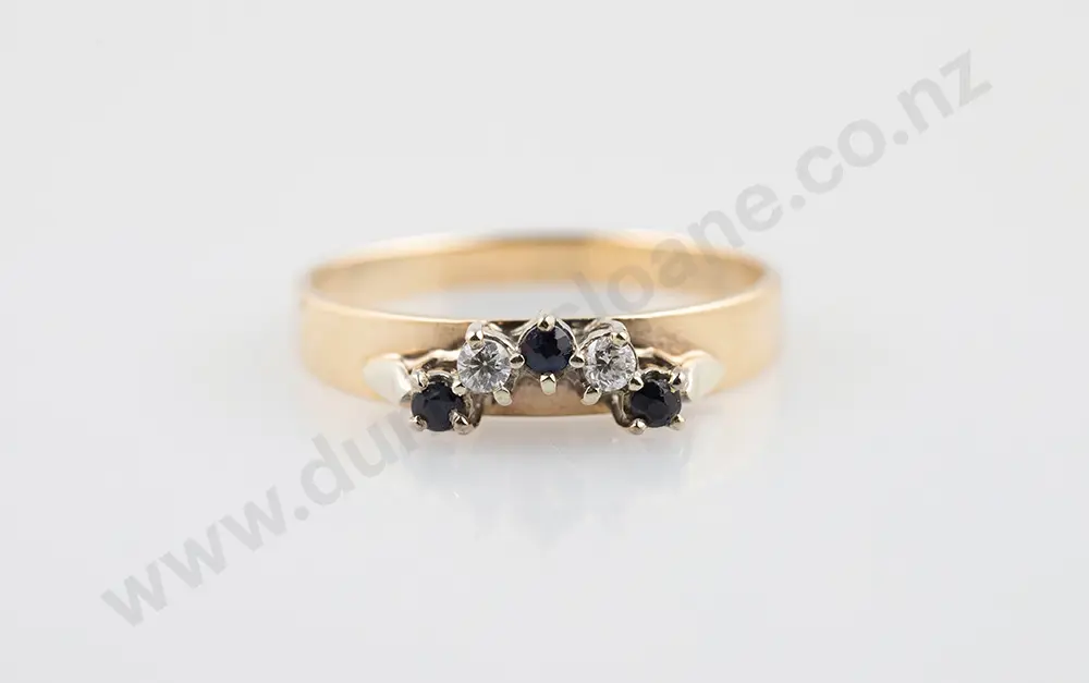 9ct Five Stone Sapphire & Diamond Curve Band Image 1++