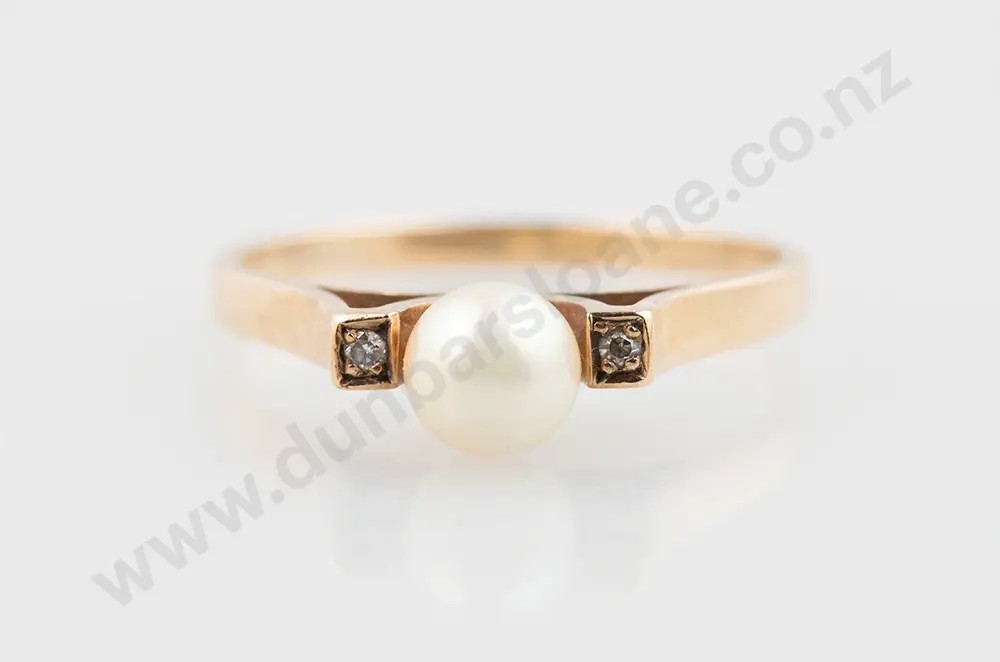 9ct Single Pearl Ring Image 1++