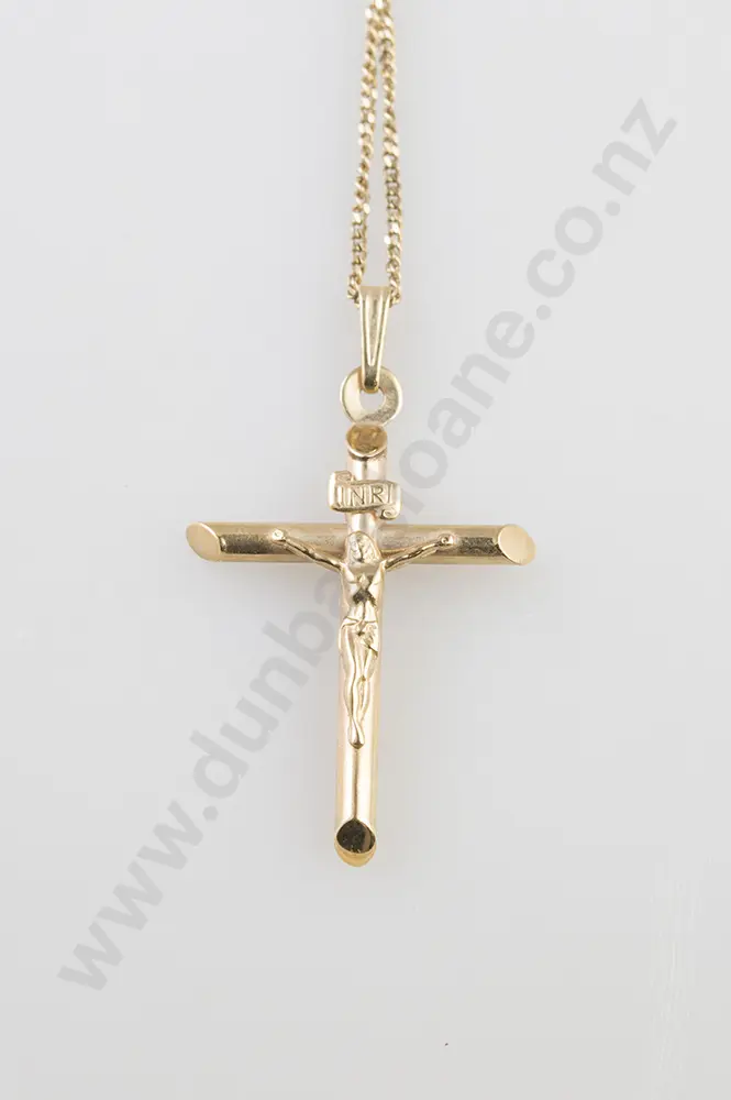 9ct Cross Pendant on fine silver gilt chain Image 1++