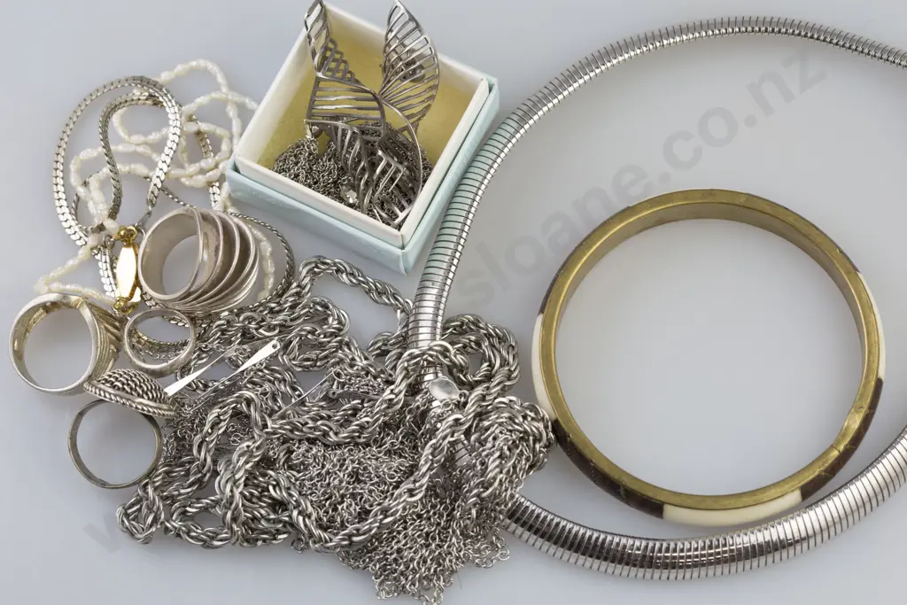 Selection Silver Jewellery Image 1++