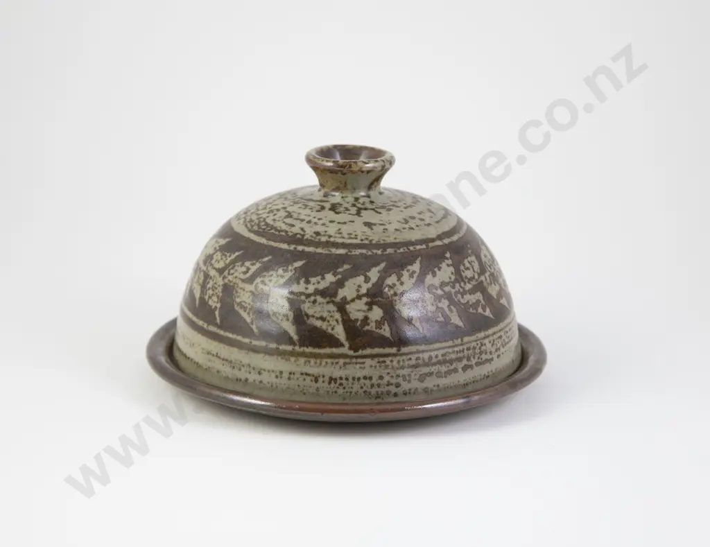 Mirek Smisek Cheese Dome/Dish Image 1++
