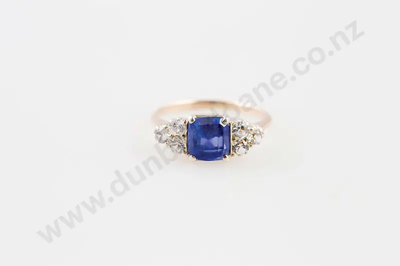 9ct Seven Stone Blue and White Sapphire Ring Image 1++