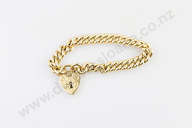 18ct Heavy Curb Link Bracelet Image 1++