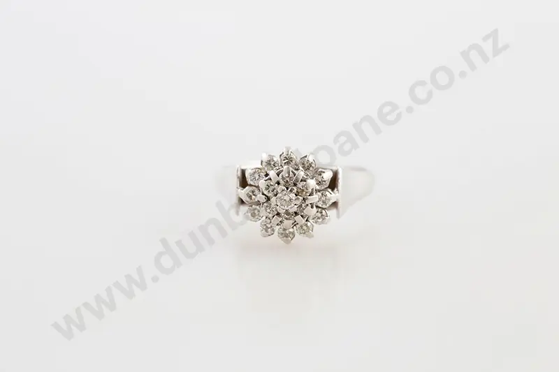 18ct White Gold 19stone Diamond Cluster Ring Image 1++