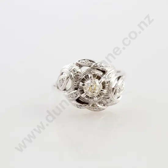 18ct White Gold Eleven Stone Diamond Cluster Dress Ring