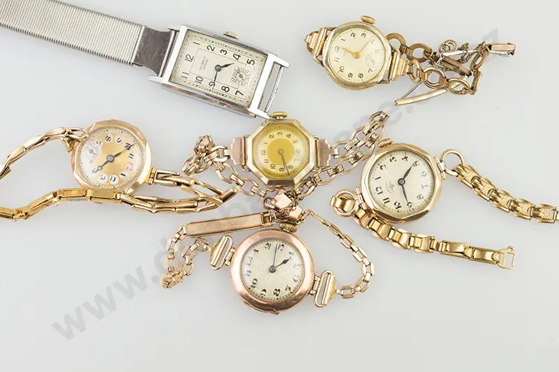 Five Vintage Wrist Watches Image 1++