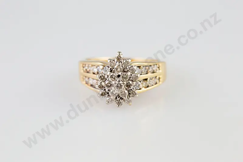 10ct 38stone Diamond Cluster Ring Image 1++