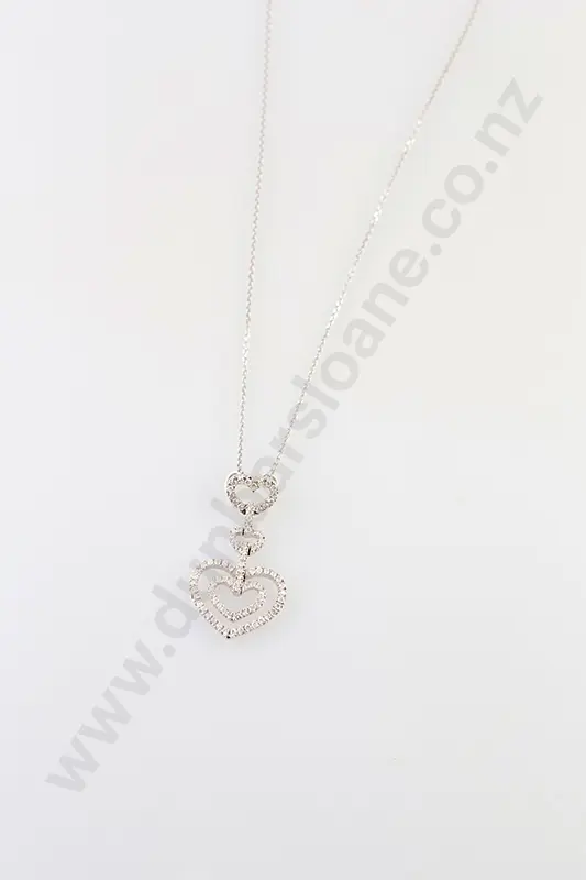 18ct White Gold 90stone Diamond Heart Pendant Image 1++