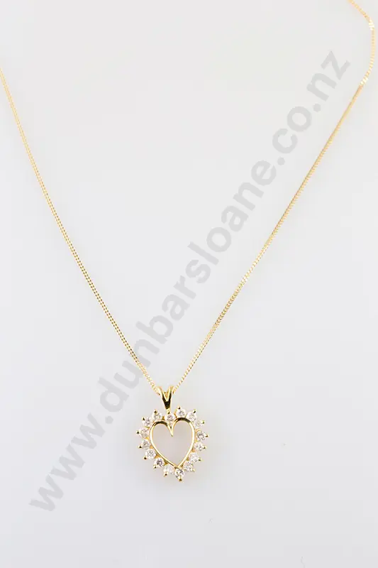 14ct 16stone Diamond Heart Pendant Image 1++