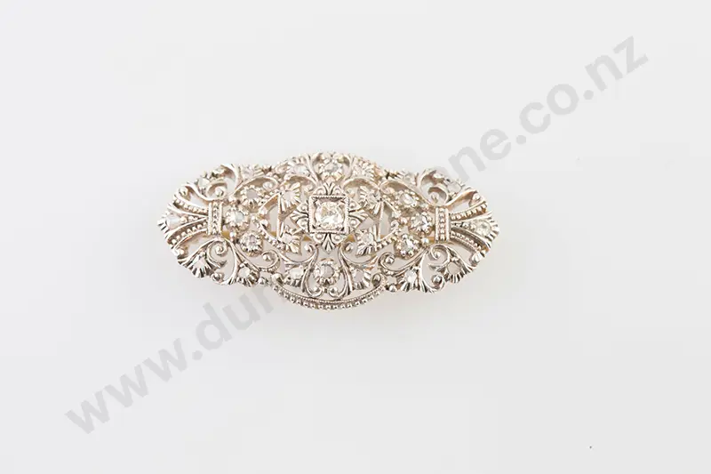 18ct 27stone Diamond Filigree Lozenge Brooch Image 1++