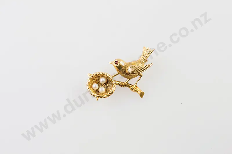 9ct Bird Brooch Image 1++
