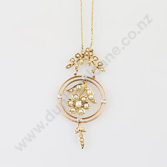 Edwardian 15ct Circlet Floret Pendant