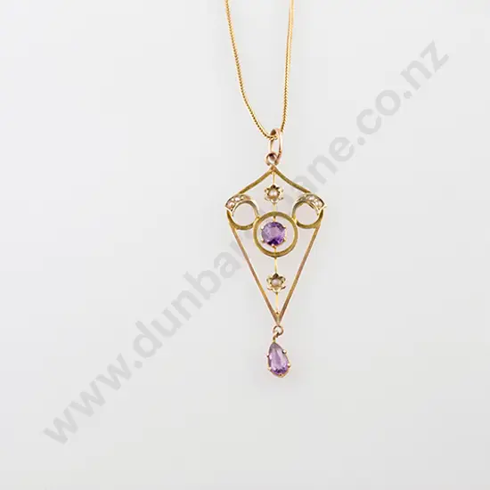Edwardian 9ct Shield Pendant