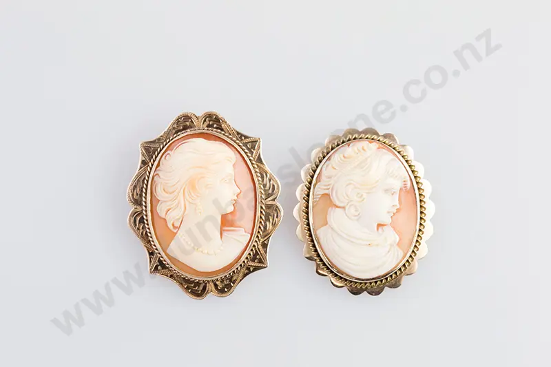 Two 9ct Framed Classic Portrait Cameo Brooches Image 1++