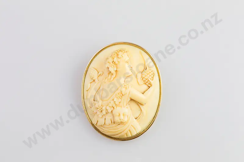 Victorian 18ct Framed Ivory High Relief Carved Brooch Image 1++