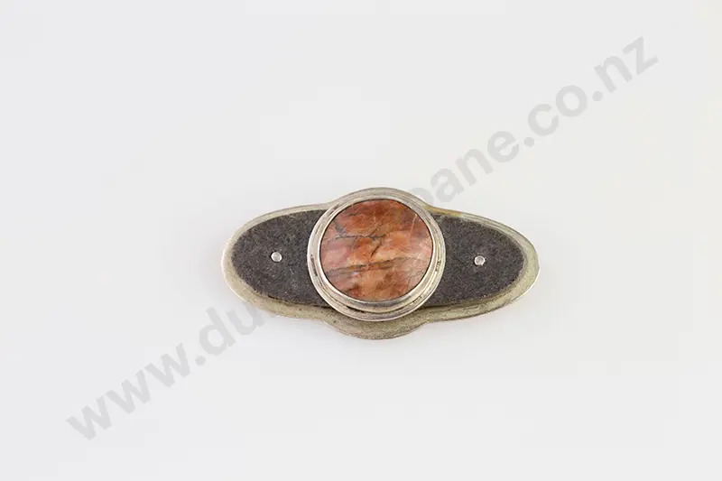 Silver Stone and Agate Brooch Image 1++