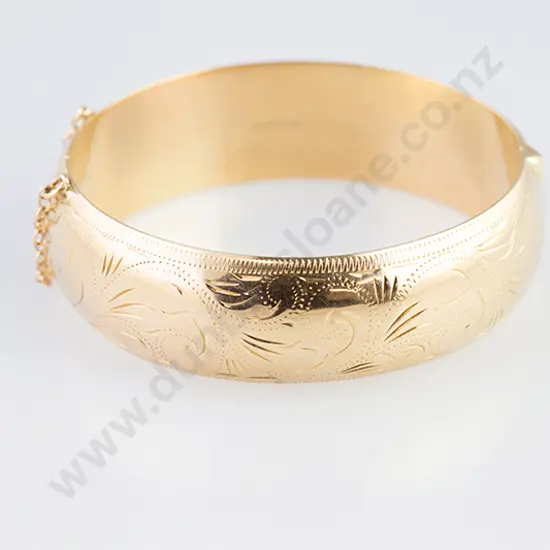 9ct Wide Half Engraved Hinged Snap Bangle