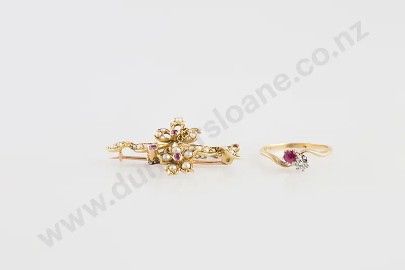 Victorian 15ct Floral & Ribbon Bar Brooch and Rudy/Diamond Ring Image 1++